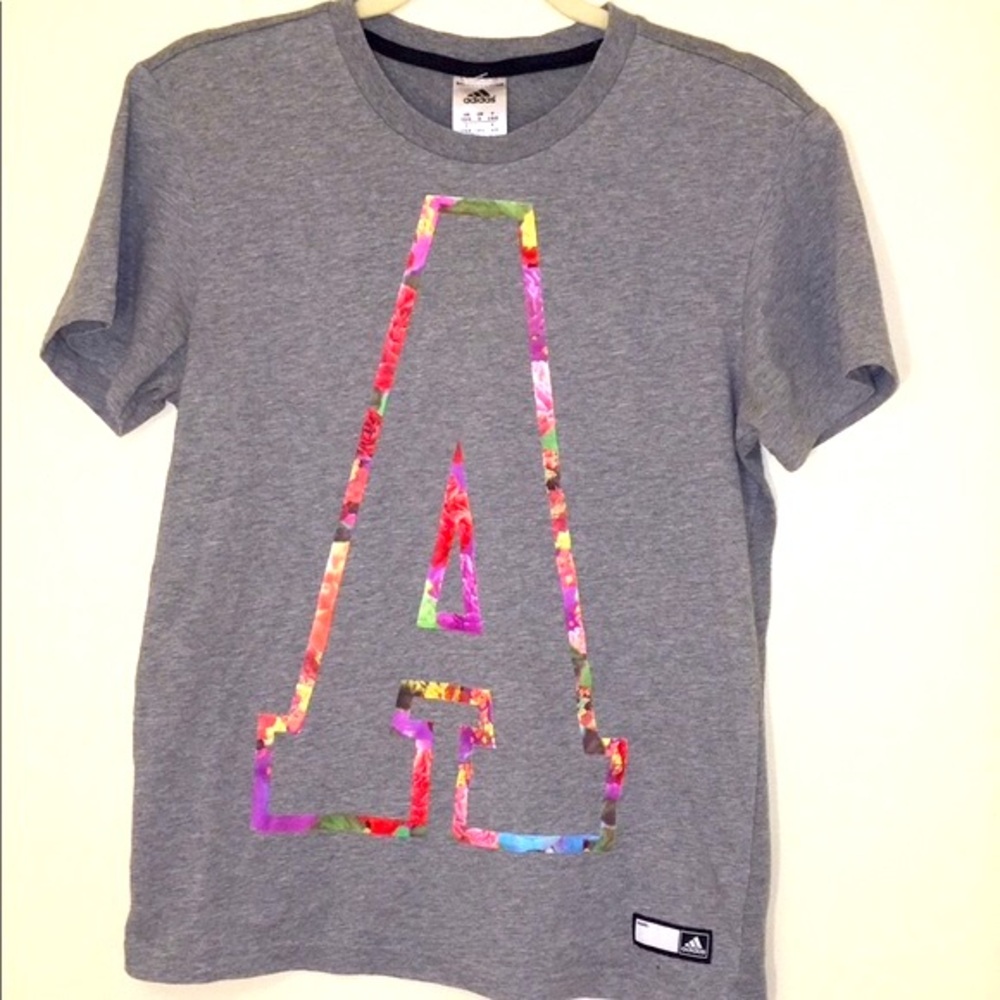 Adidas Gray Floral Capital A Short Sleeve T-Shirt -Size Small- Cotton Blend